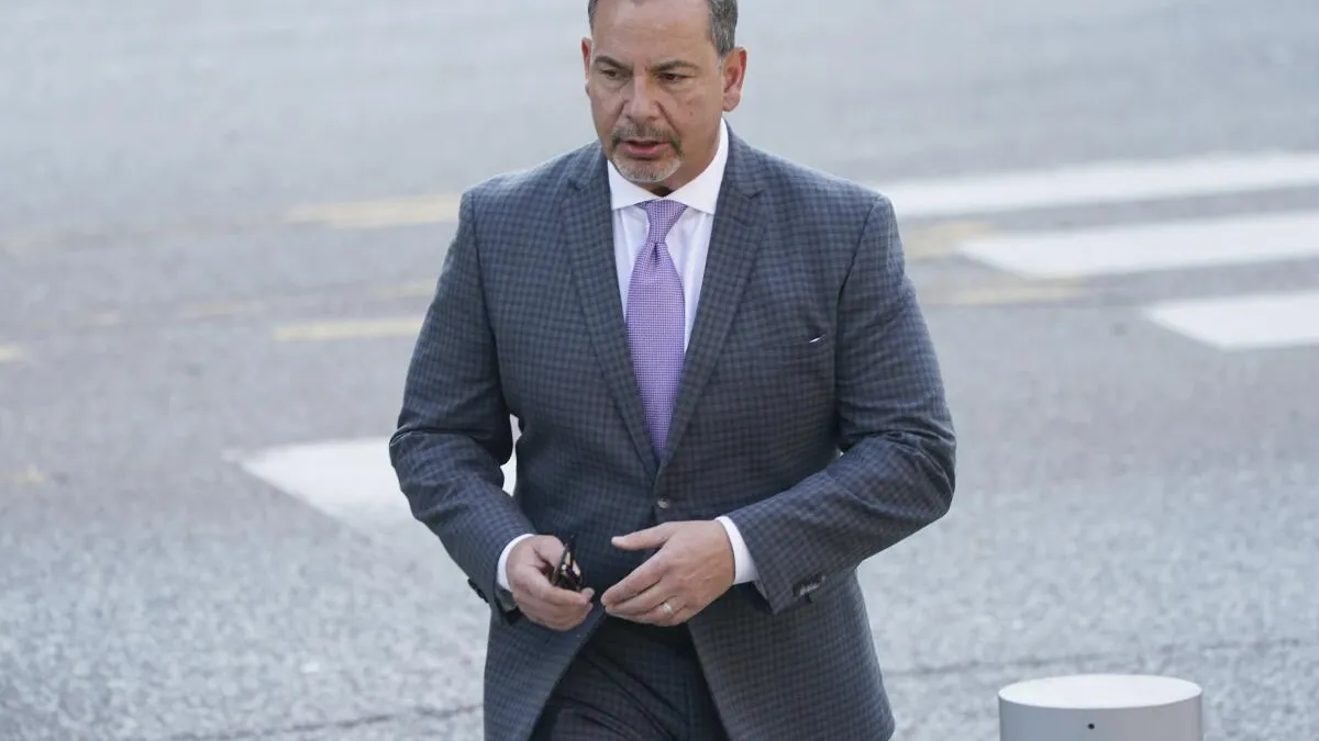 Exagente de la DEA es condenado a cinco años de prisión por proteger a narcotraficantes